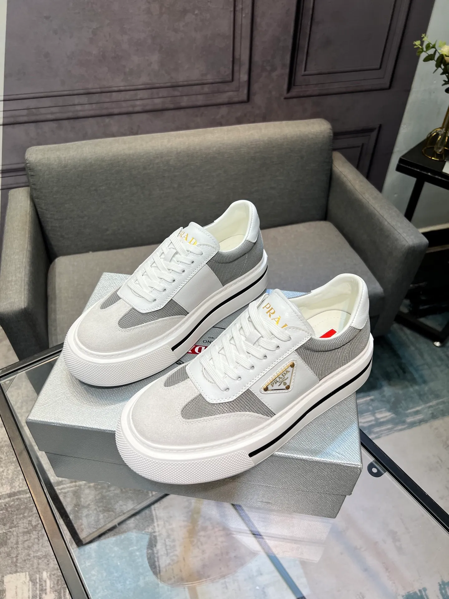 Men's shoes 💰580 [PRADA] Men's shoes are popular in the counter, the official website is synchronized, 1 high-quality shipment ✔️ Original frosted cowhide + cowhide lining, 1🆚1 replica, original sole, 38-45 (45 customized, non-refundable)
